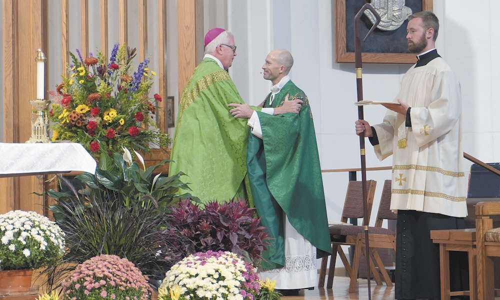 Pastor installed for Janesville churches